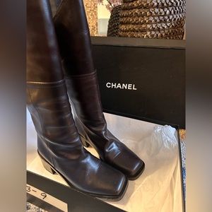 Dark brown Chanel riding boots. Used but in good condition.
